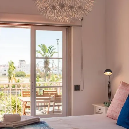 דירה Sunny Escapes By Ocvillas *